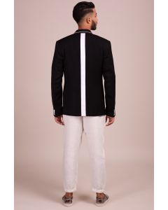 Notched Collar Full Sleeve Single Breasted Button Front Jacket With White Piping Detail